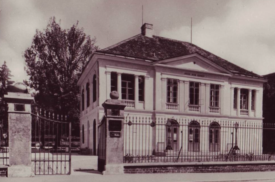 920 x 608 Pixel / 708,48 KB